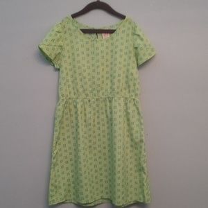 Green polkadot dress